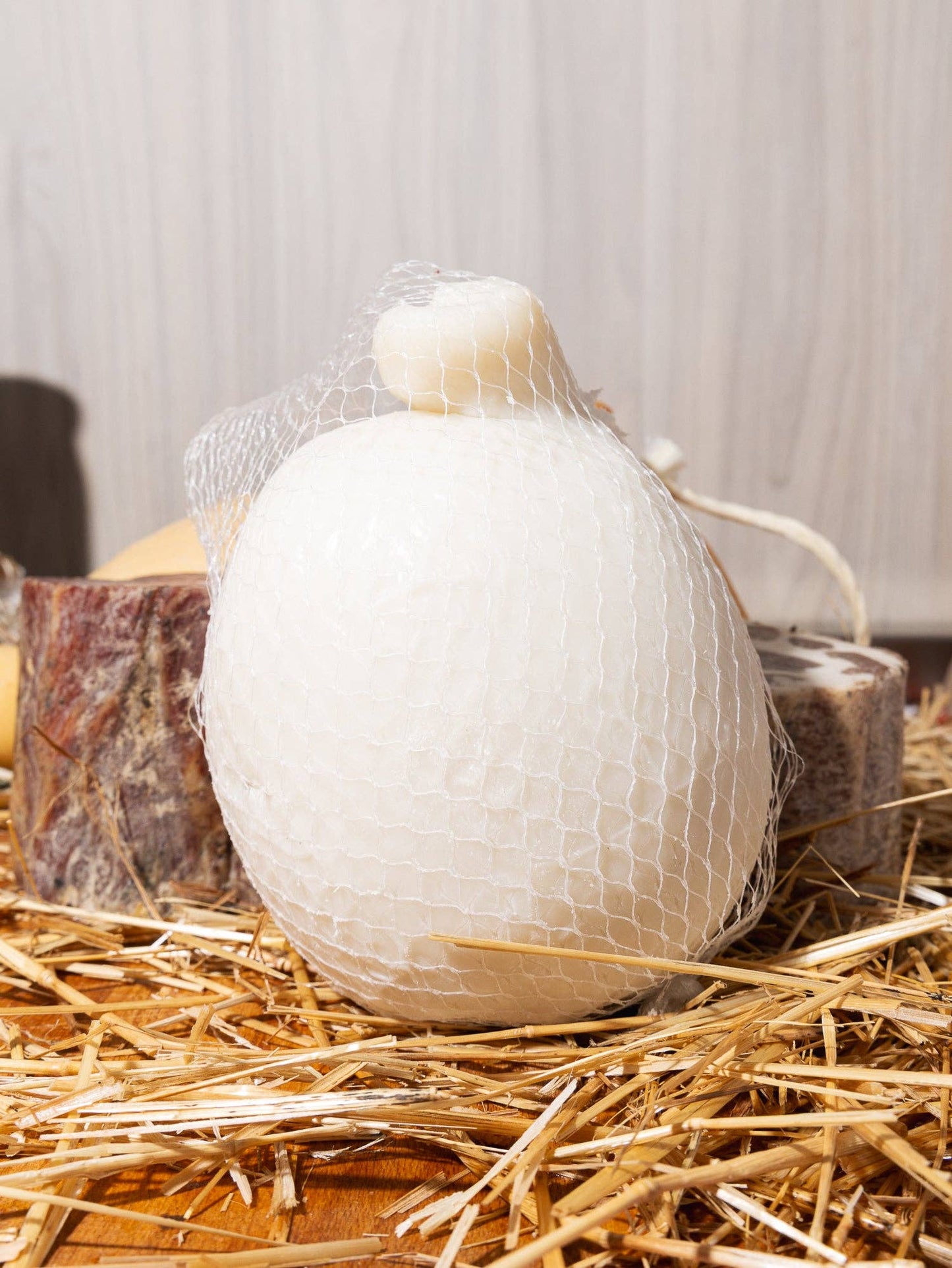 CacioCavaliere aus Büffelmilch weiß (Caciocavallo-Typ) ca1100g